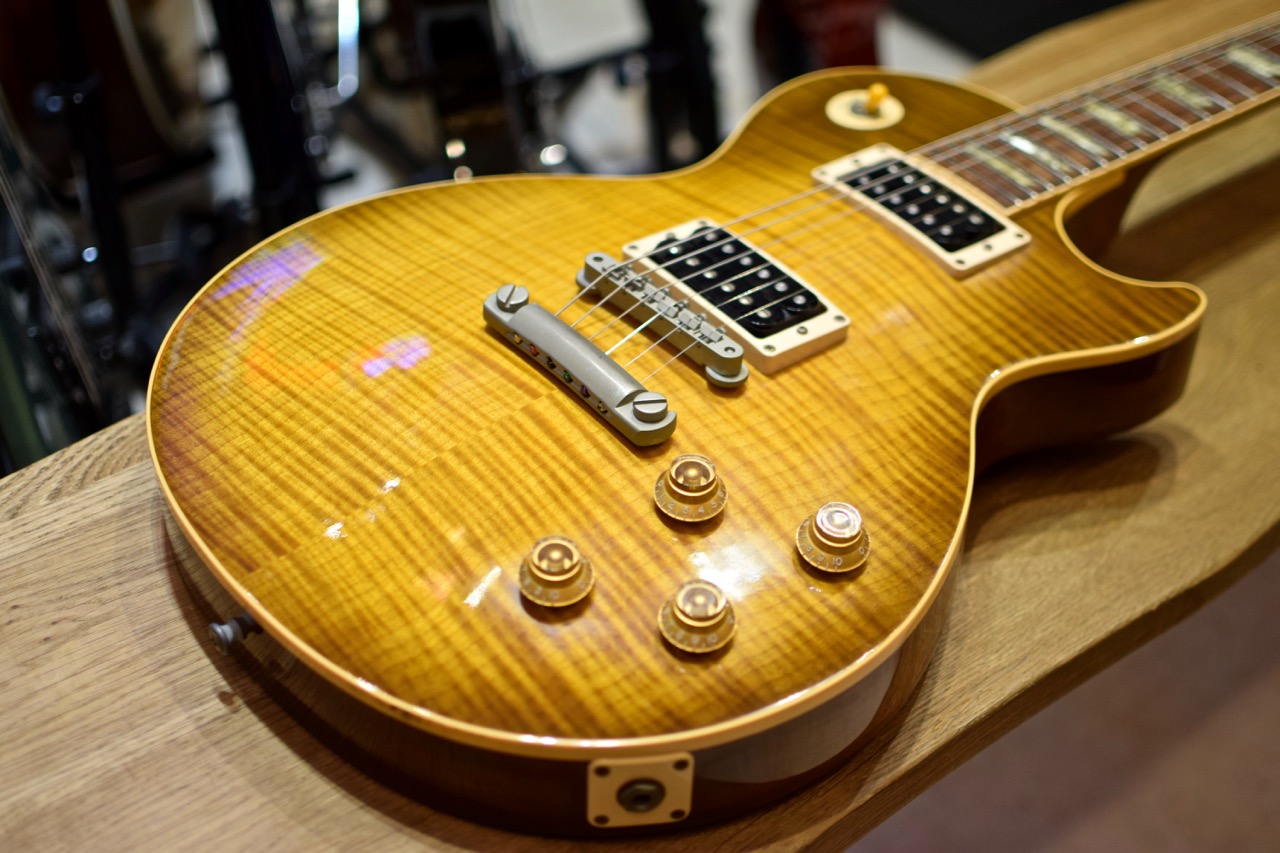 Gibson 1995 Les Paul Classic Premium Plus (Honey Burst) | LINER NOTES