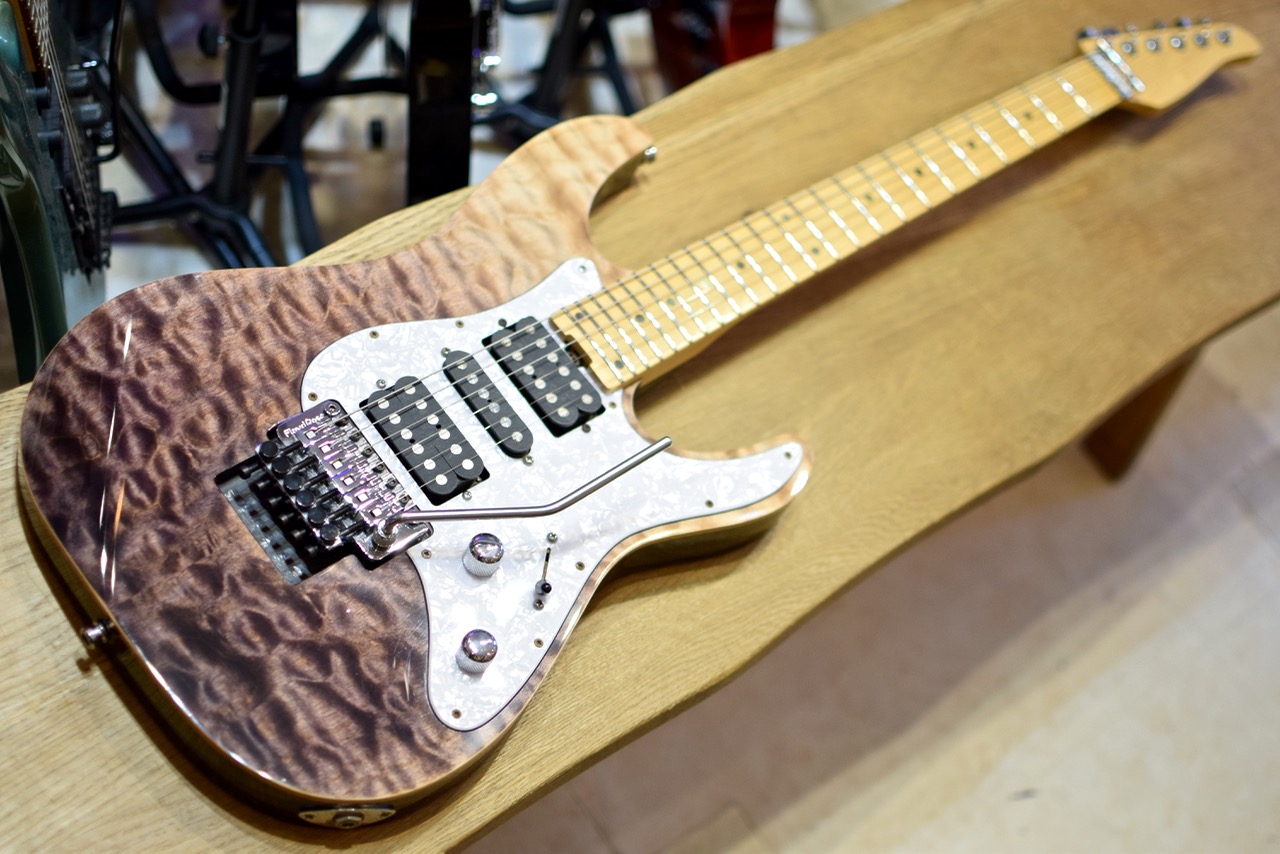 TOM ANDERSON H2+ ピックアップ