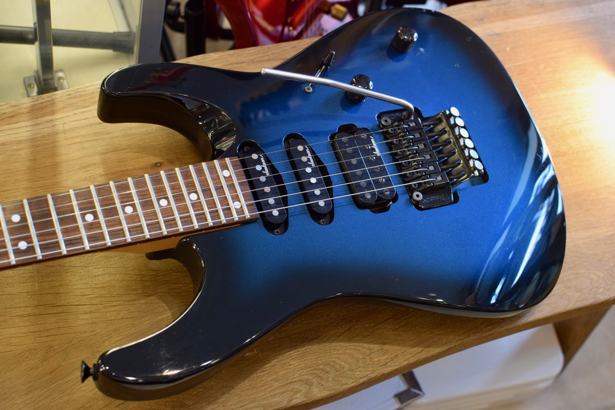 90年代 CHARVEL CDS-055 SSH Floyd Rose シャーベル 中信楽器