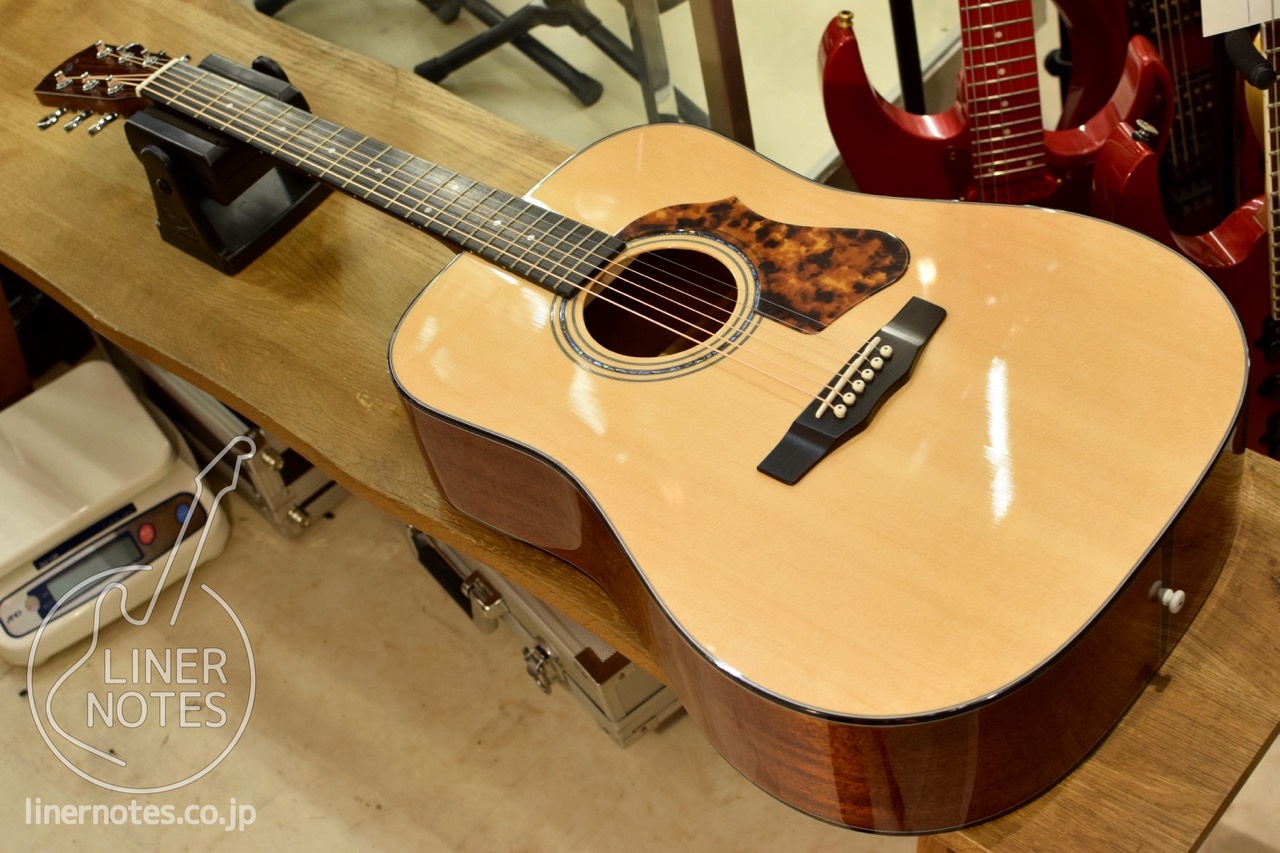 Morris 15 M 80 Natural Liner Notes