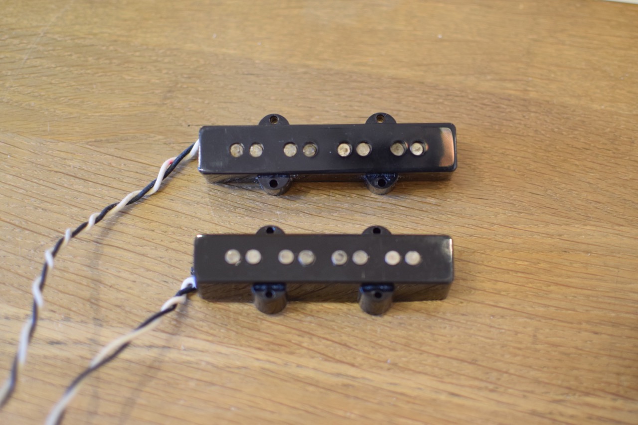 Fender Pure Vintage '74 Jazz Bass pickup set | LINER NOTES