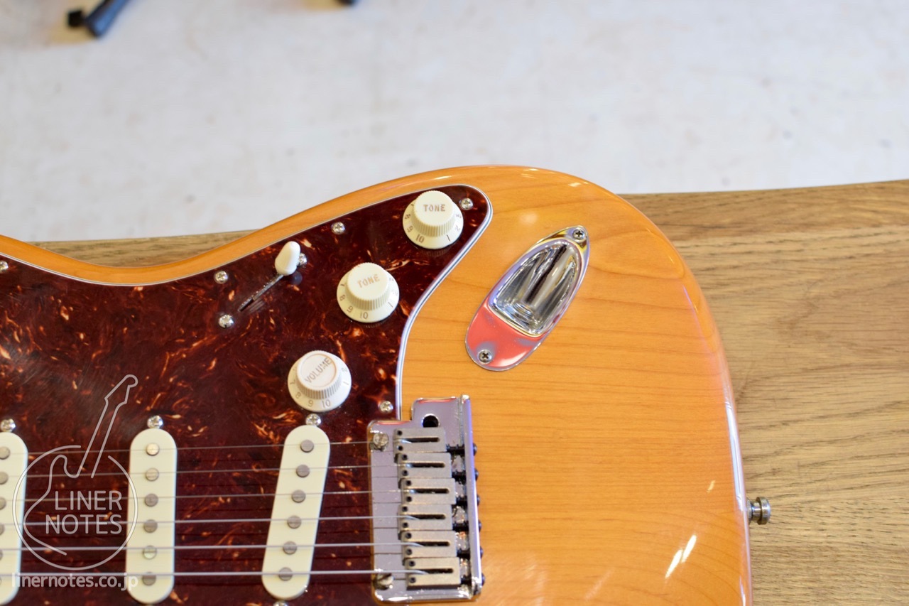 Fender USA 2009 American Deluxe Stratocaster Mod.(Amber) | LINER NOTES