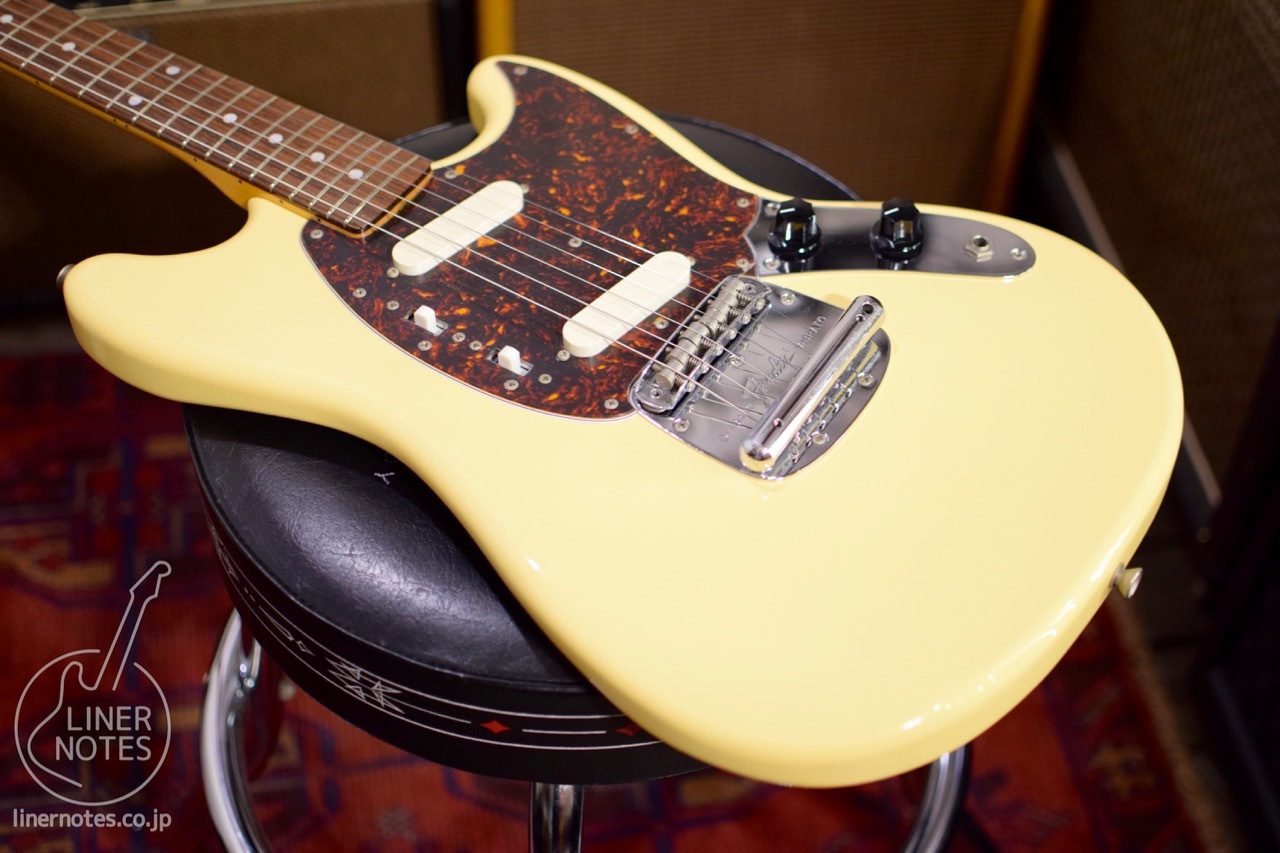 Fender Japan 2002-2004 MG69-65 Mustang (Yellow White) | LINER NOTES