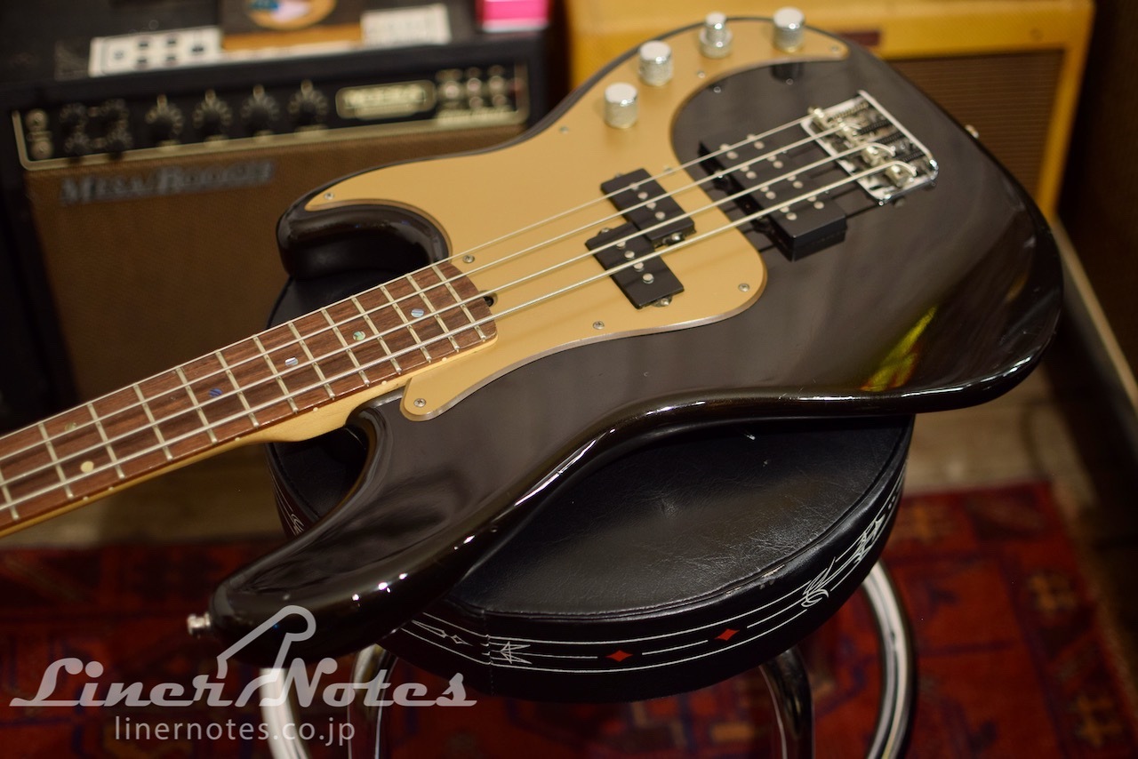 Fender USA 2005 American Deluxe Precision Bass (Montego Black